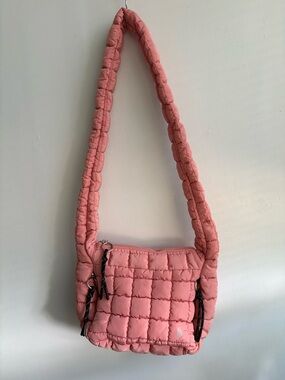 FP Movement Quilted Baby Carryall Sling Bag- Ballet Slipper🔥 New w/o Tags